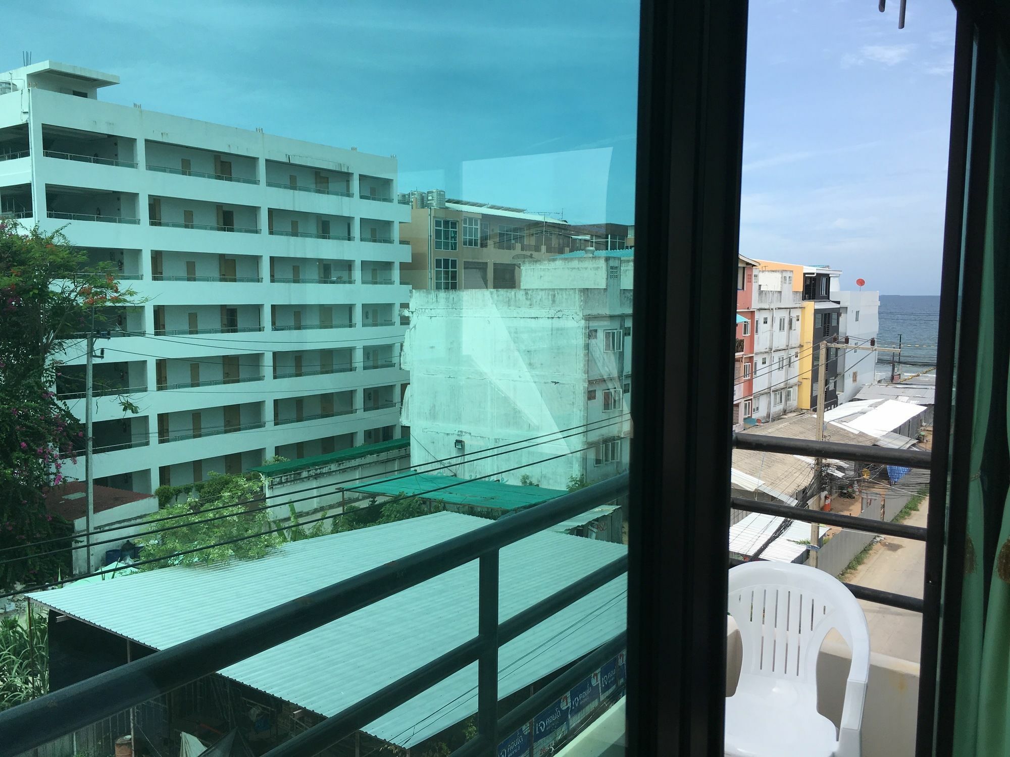Apartamento Breezy House Jomtien Exterior foto